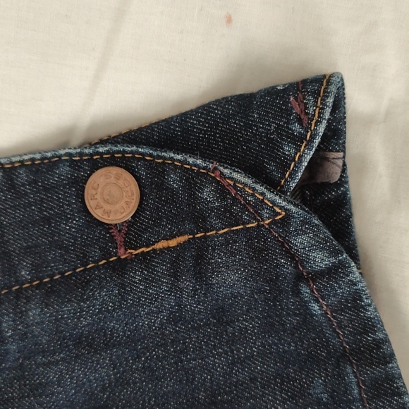 Marc by Marc Jacobs low rise denim shorts. - Picture 6 of 15